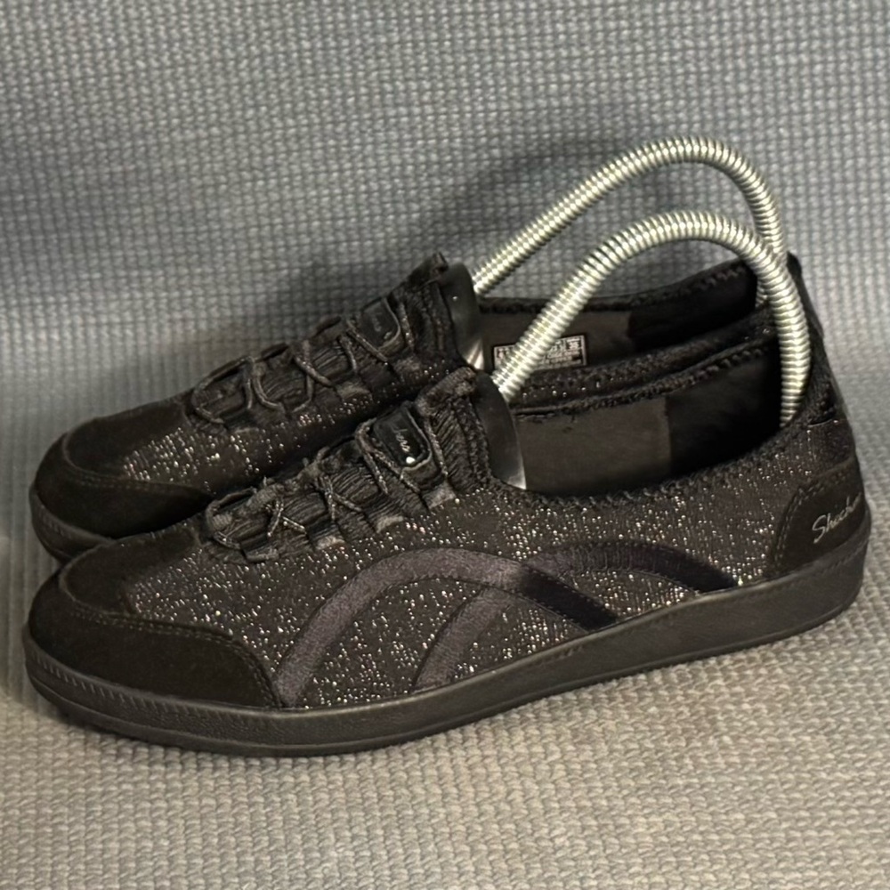 Skechers SN 23931 Air-Cooled Memory Foam Slip On Sneakers Women’s Size 6.5‎